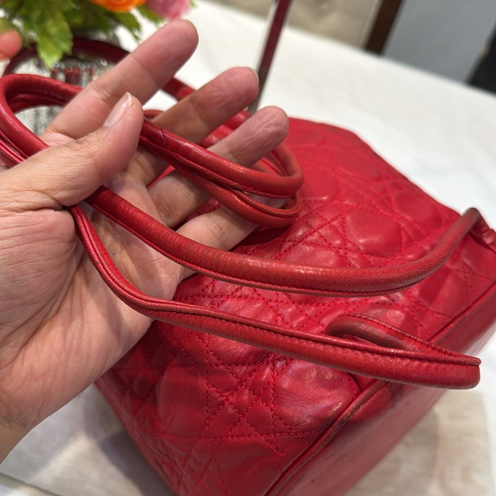 Dior Red Cannage Quilted Backpack/Bucket Handbag - Picture 9 of 17